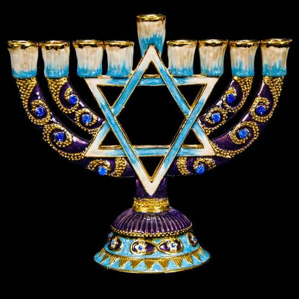 fd353b8acf5b411980afa074df789756.jpg Menorah, 6" - Image 1